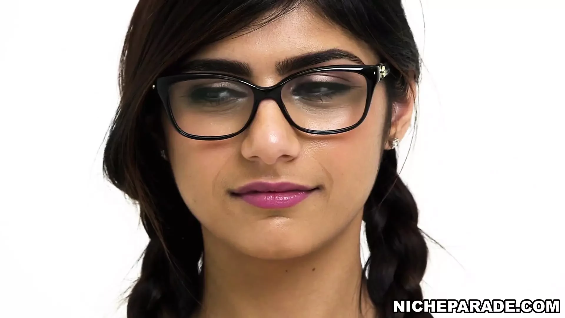 Mia Khalifa Intimate Sensual Experience: Close-up Porn by FapHouse