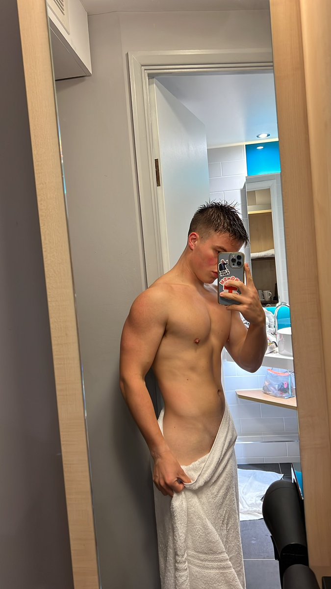 MICHAEL DOHERTY on X: Retweet if u think Im hot