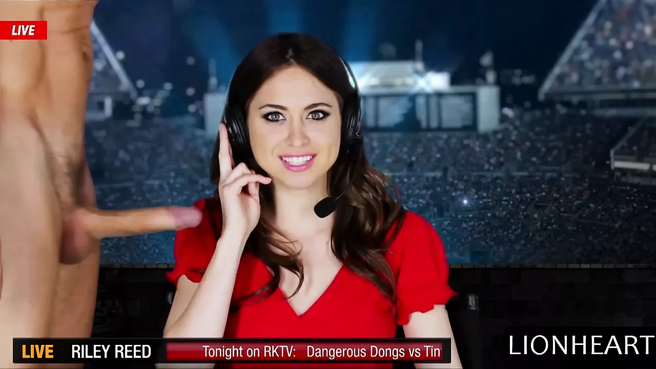 News Reporter Girl Fucked on Live Tv: Pussy Porn