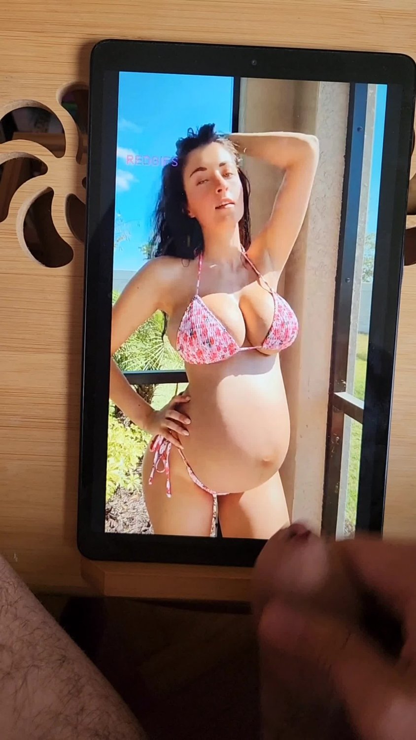 pregnant cumtribute Vera Banks
