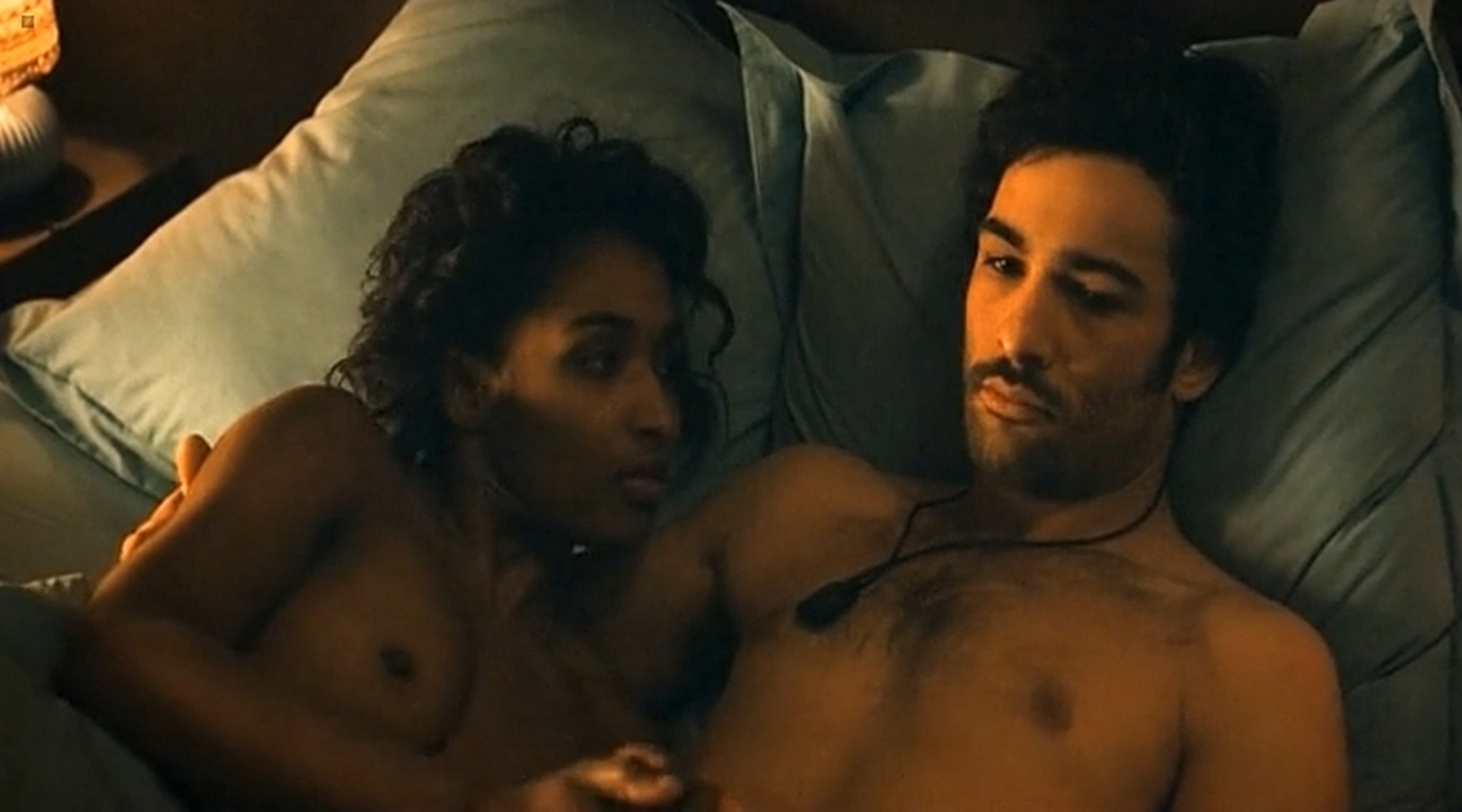 Sara Martins nude toples