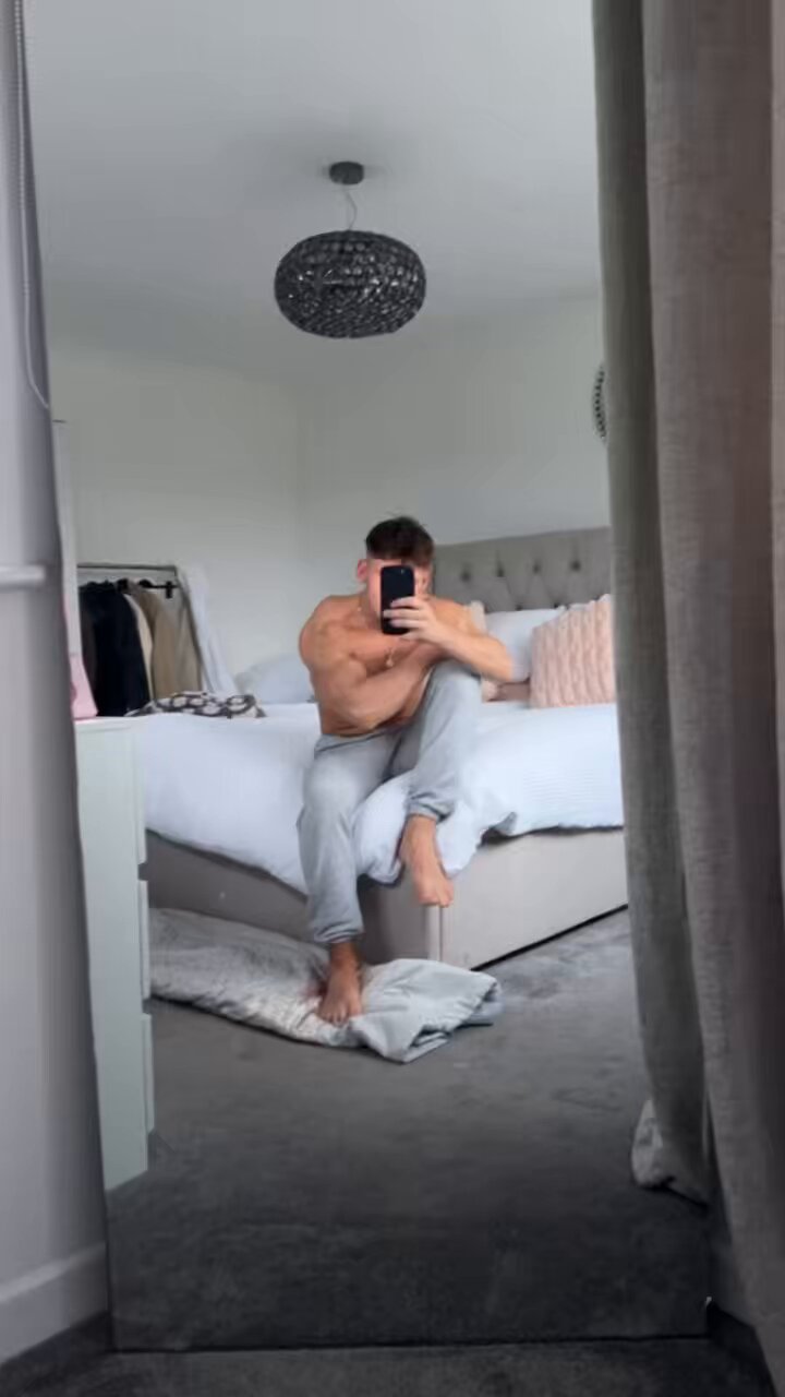 SexyFletchs video Tweet