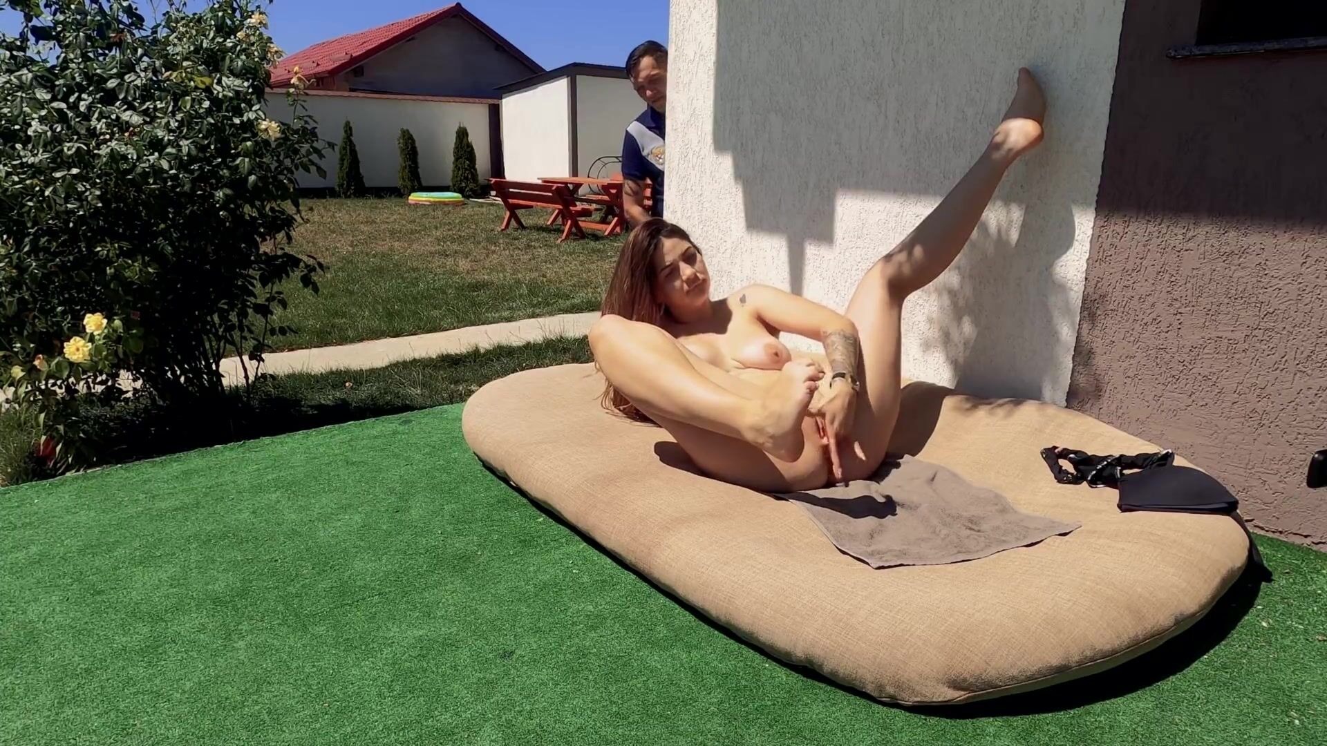 Voyeur Outdoor Squirt watch online