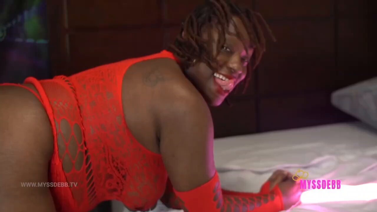 MyssDebbs video Tweet