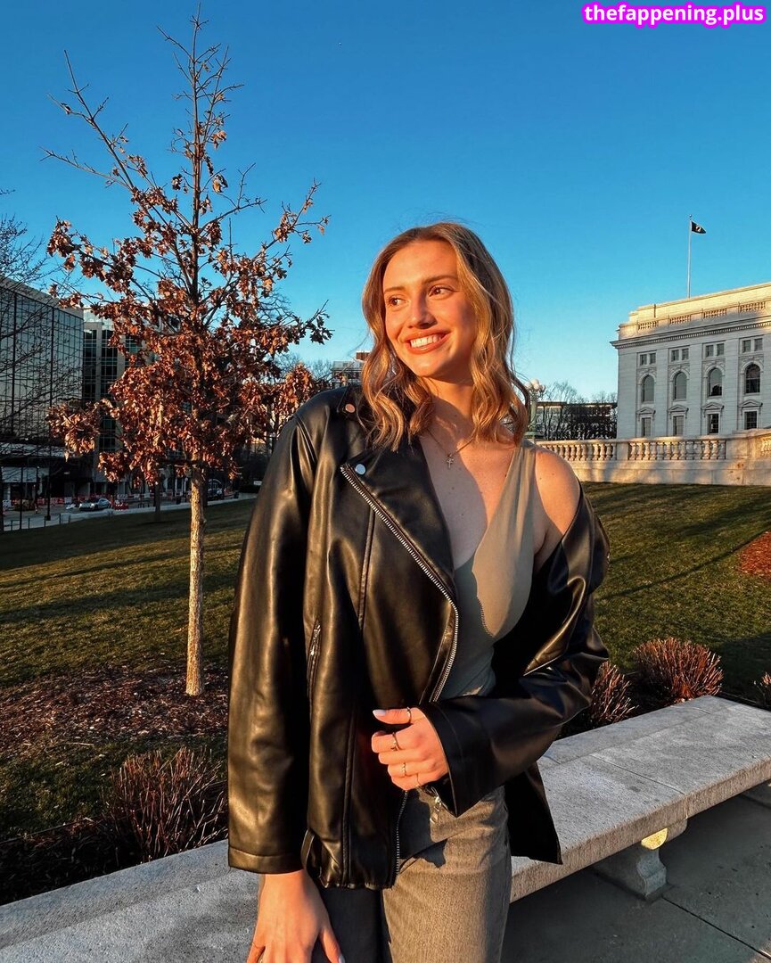 Anna Smrek annasmrekk annasmrek Nude OnlyFans