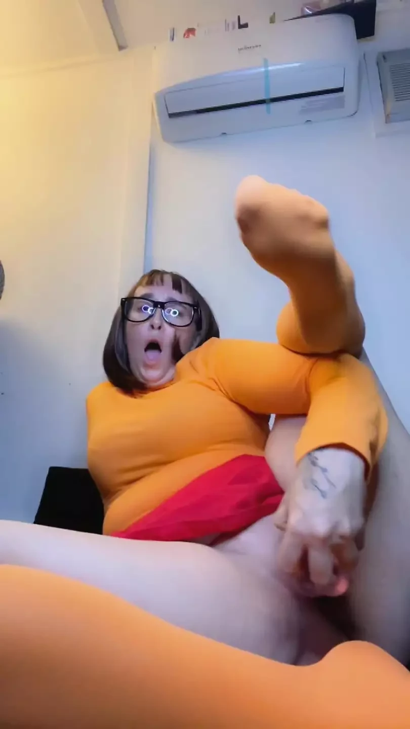 Velmas Fat Creamy Pussy Fantasizes About Fred