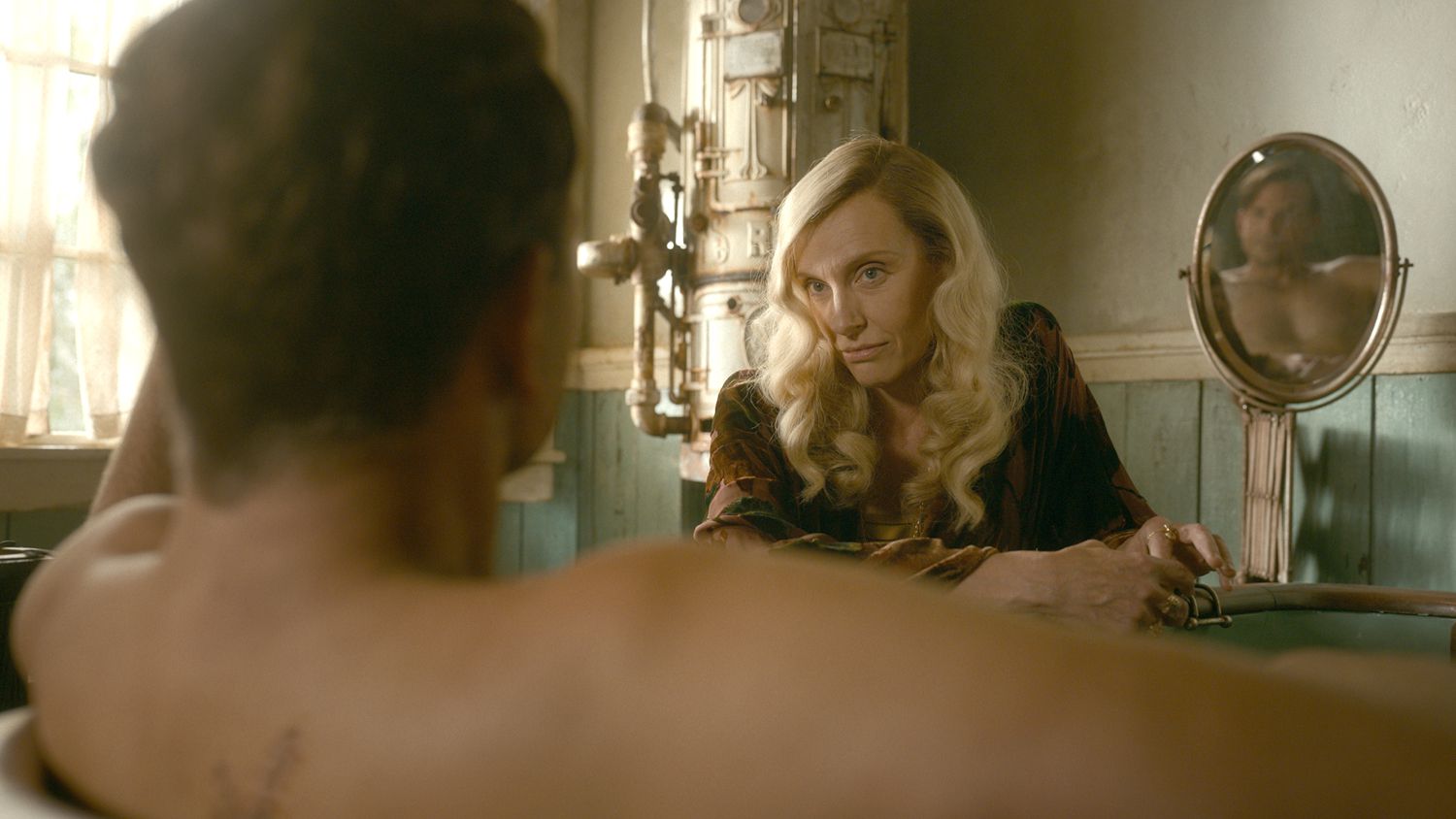 Bradley Cooper Talks His Full-Frontal Nude Scene in Nightmare Alley