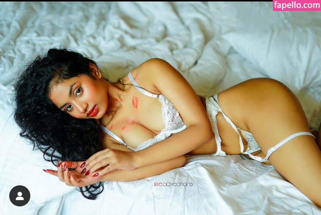 Browny Sneha Biswas snehabiswasofficial Naakt gelekt OnlyFans Foto 3