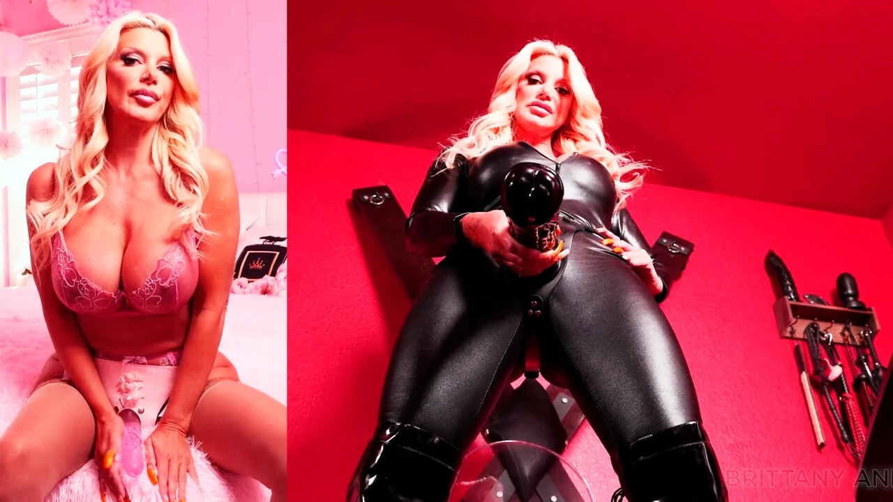 De oogverblindende sexy blondine Brittany Andrews houdt ervan om in haar kutje te prikken!