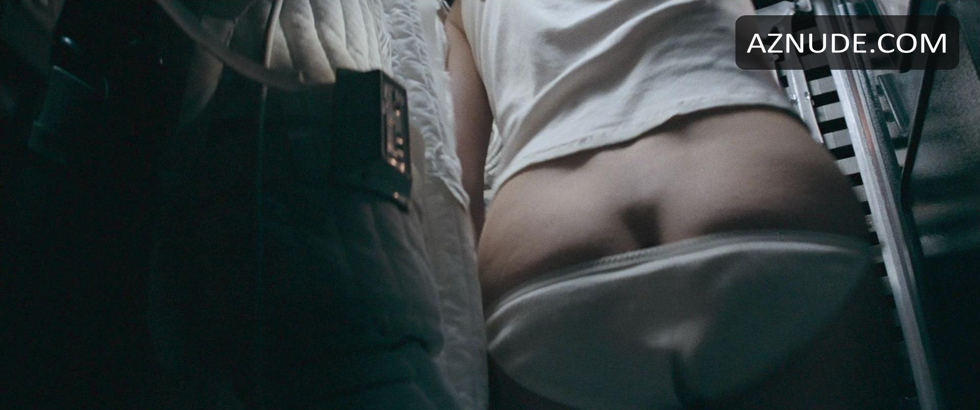 ALIEN NUDE SCENES