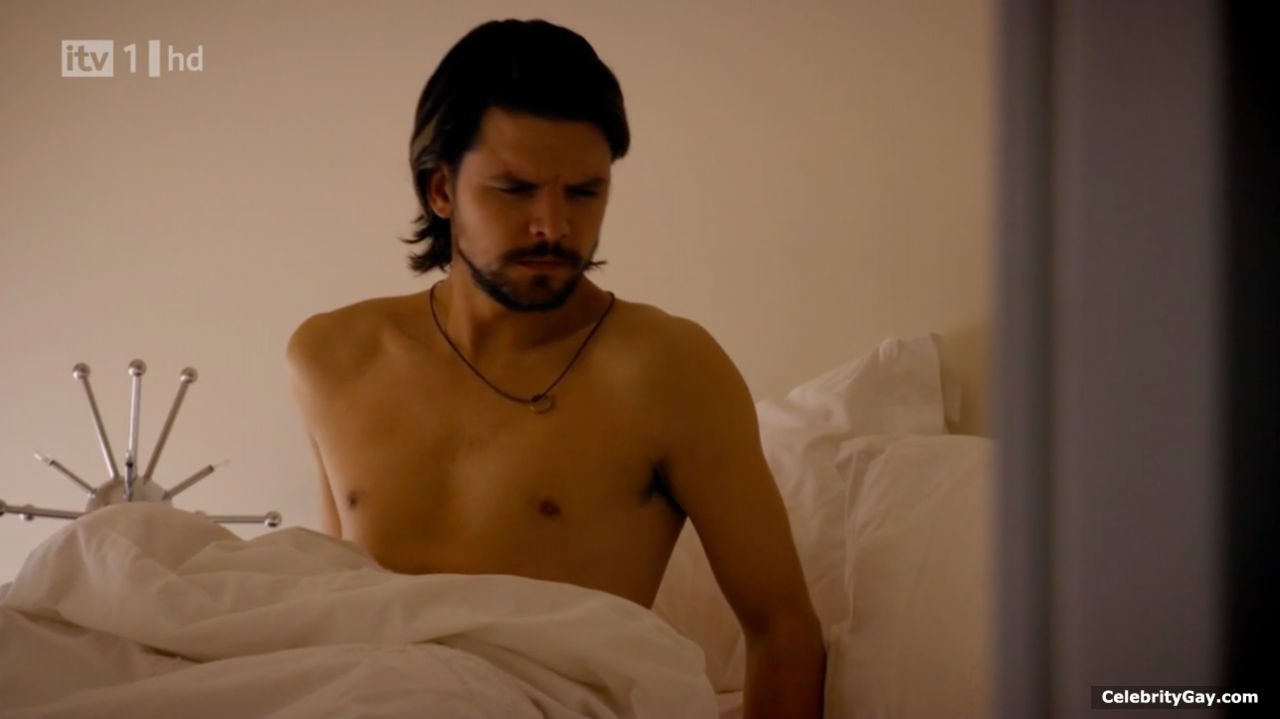 Andrew-Lee Potts Nude