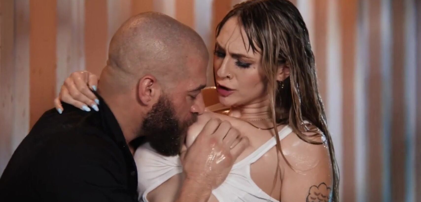 Angel Youngs- Fucking Wet In The Rain