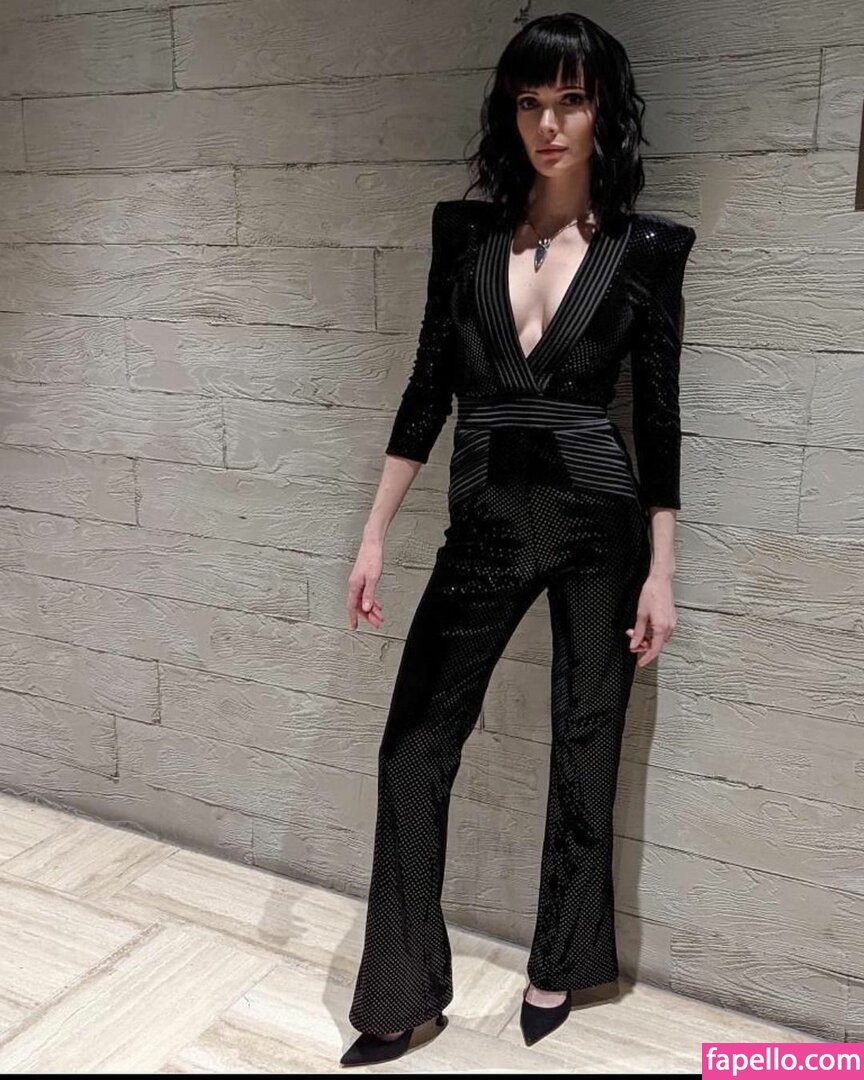 Elizabeth Tulloch bitsietulloch Nude Leaked