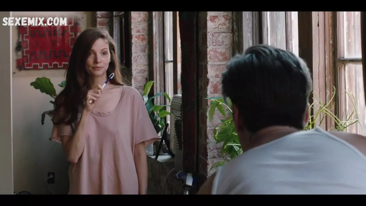 Katherine Cunningham sexy scene in Yellowstone s02e01 2019