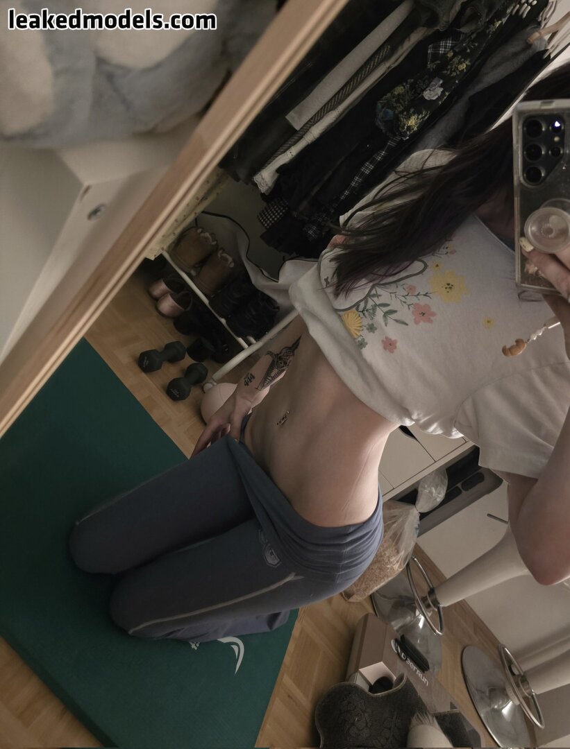deetofficial weeniestwee Nude Leaks OnlyFans