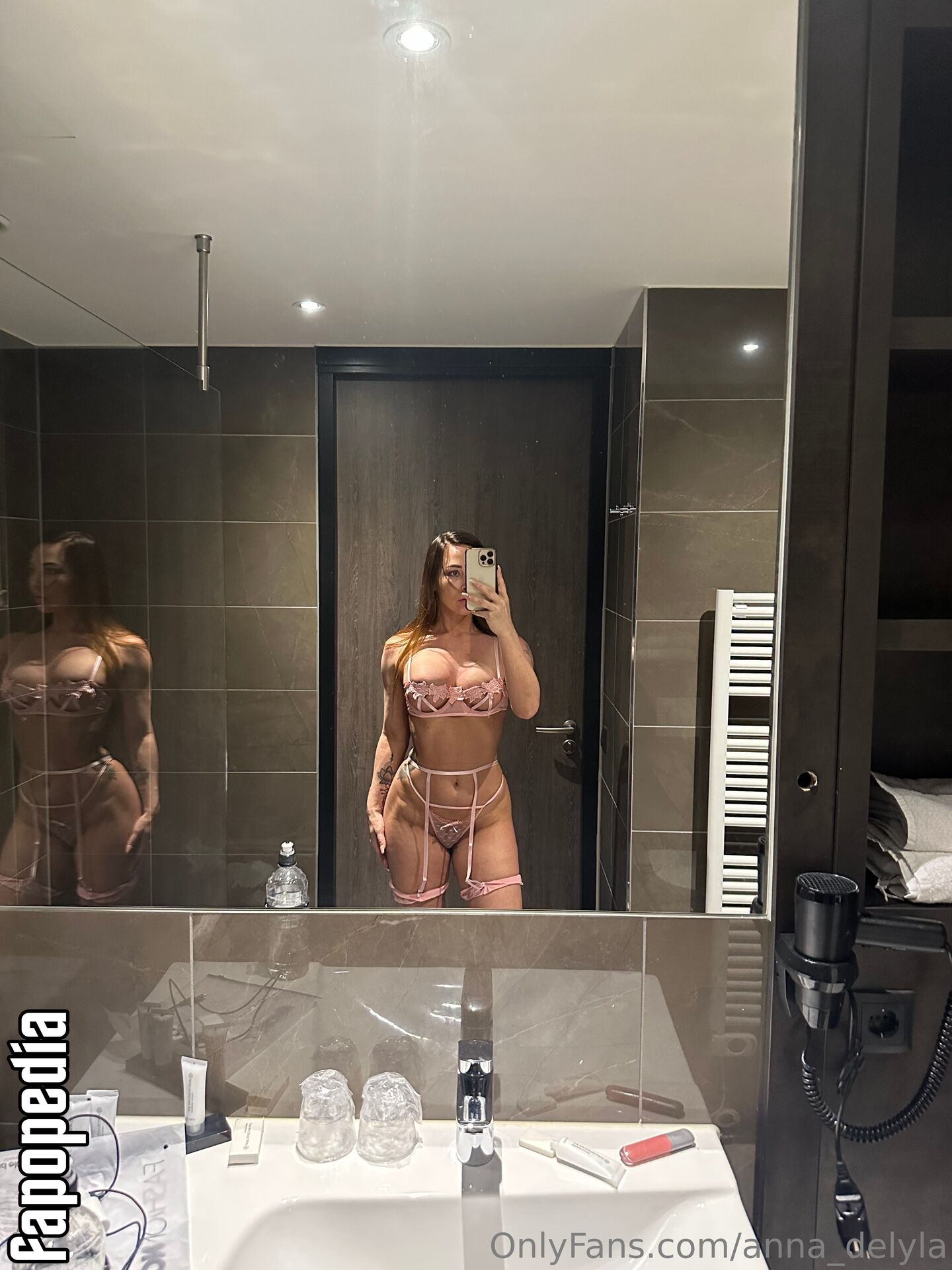 Anna Delyla Nude OnlyFans Leaks