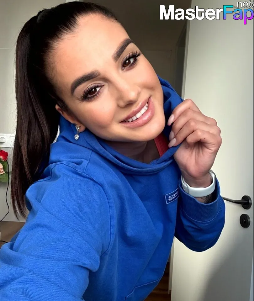 Mia Monroe 81 Nude OnlyFans Leak Picture QOaLPEfGAX