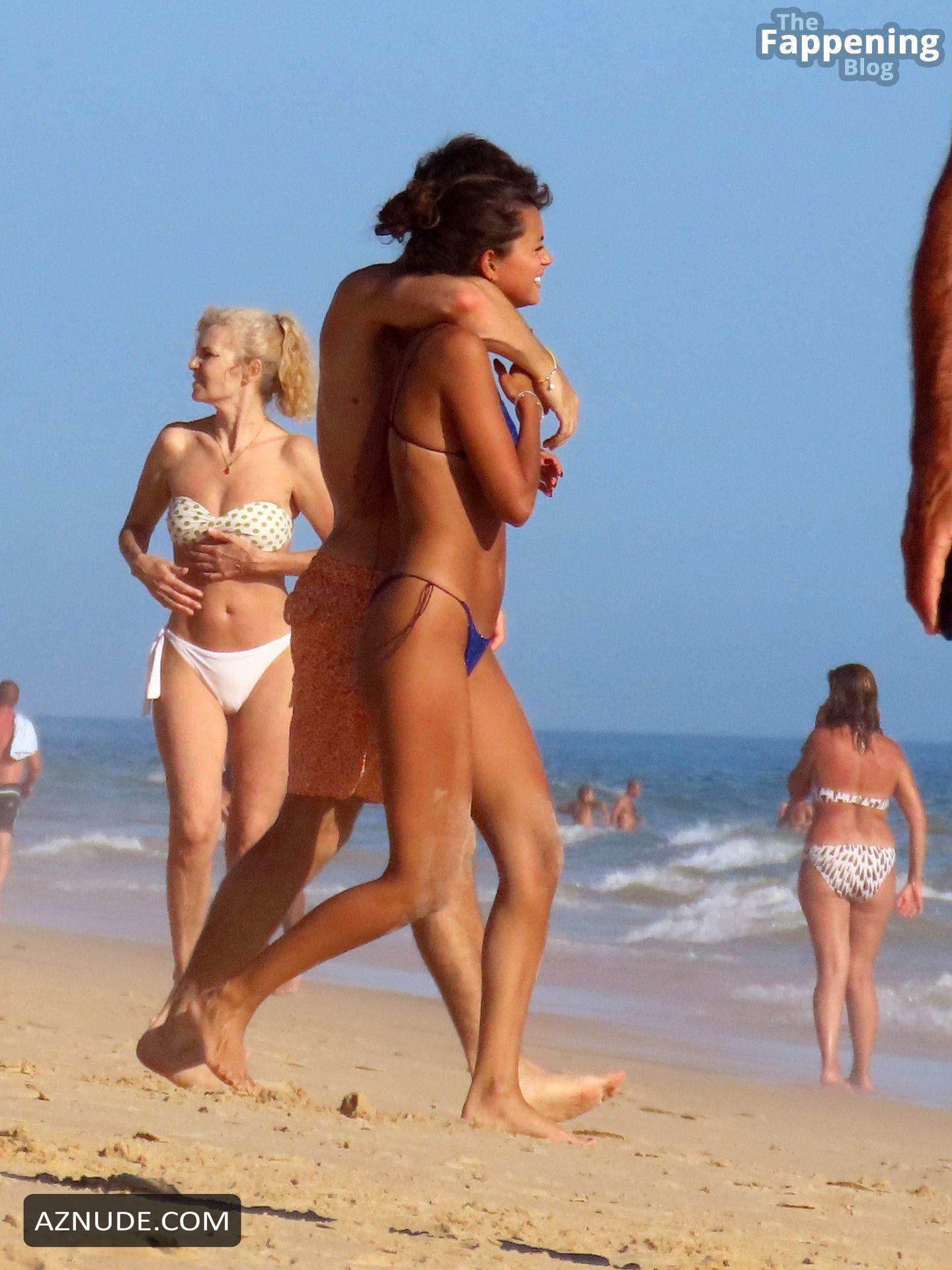 KIKA CERQUEIRA GOMES Nude