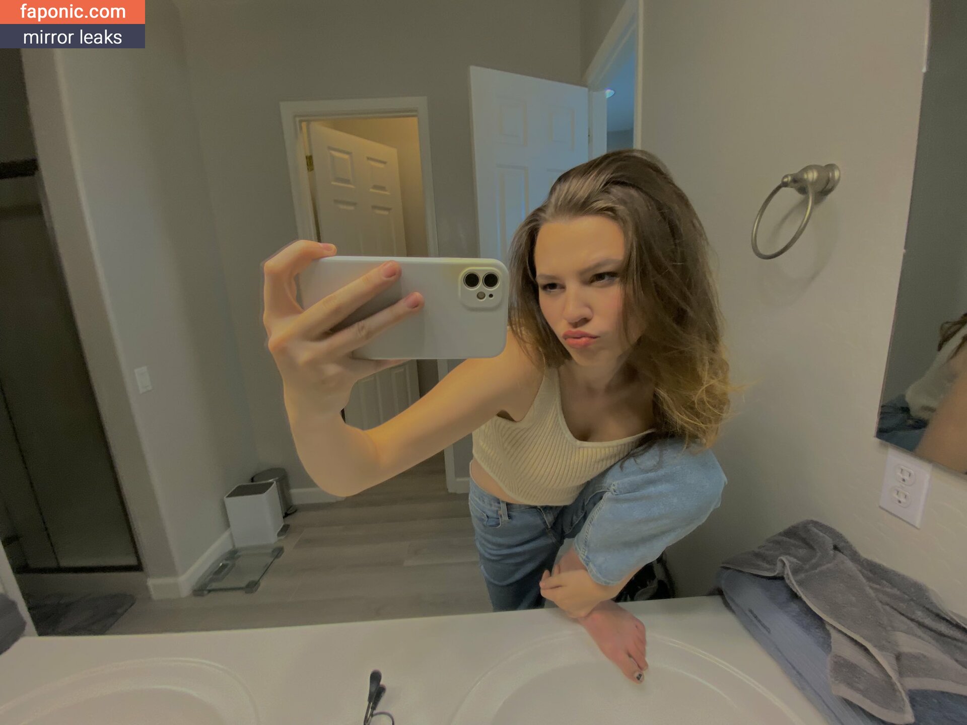 Grace Thorp aka ThorpTV Nude Leaks OnlyFans