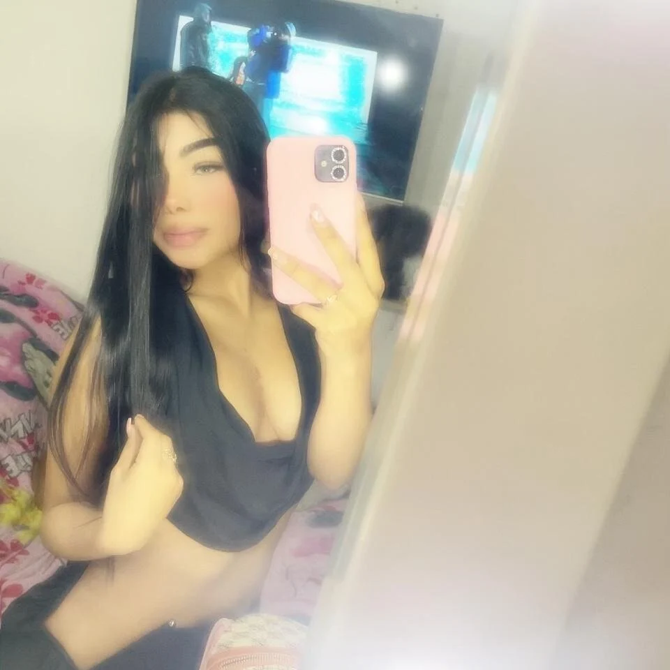 Kataaratop Nude on Live Sex Cam Trans Webcam Chat