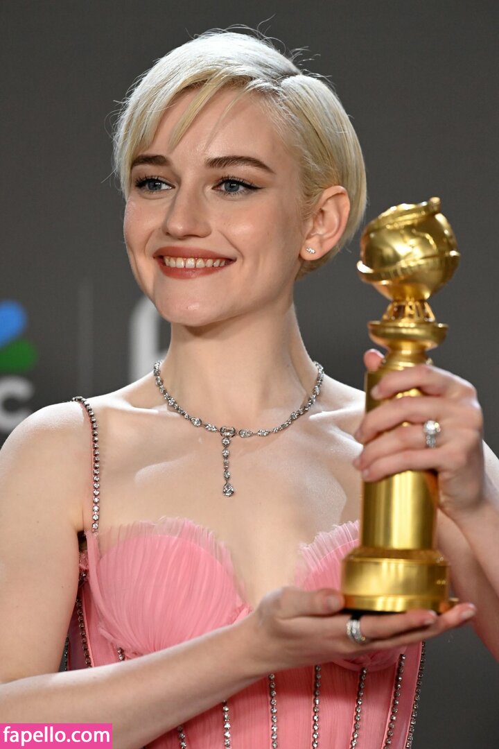Julia Garner juliagarnerofficial ztyg29 Nude Leaked OnlyFans
