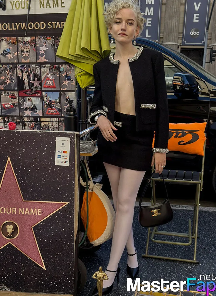 Julia Garner Nude OnlyFans Leak Picture 0WHLaTMX7H