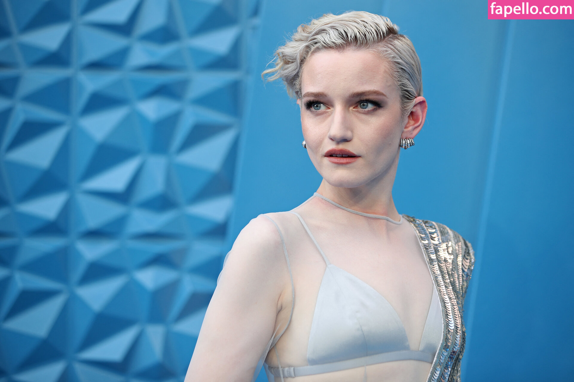 Julia Garner juliagarnerofficial ztyg29 Nude Leaked OnlyFans Photo 204