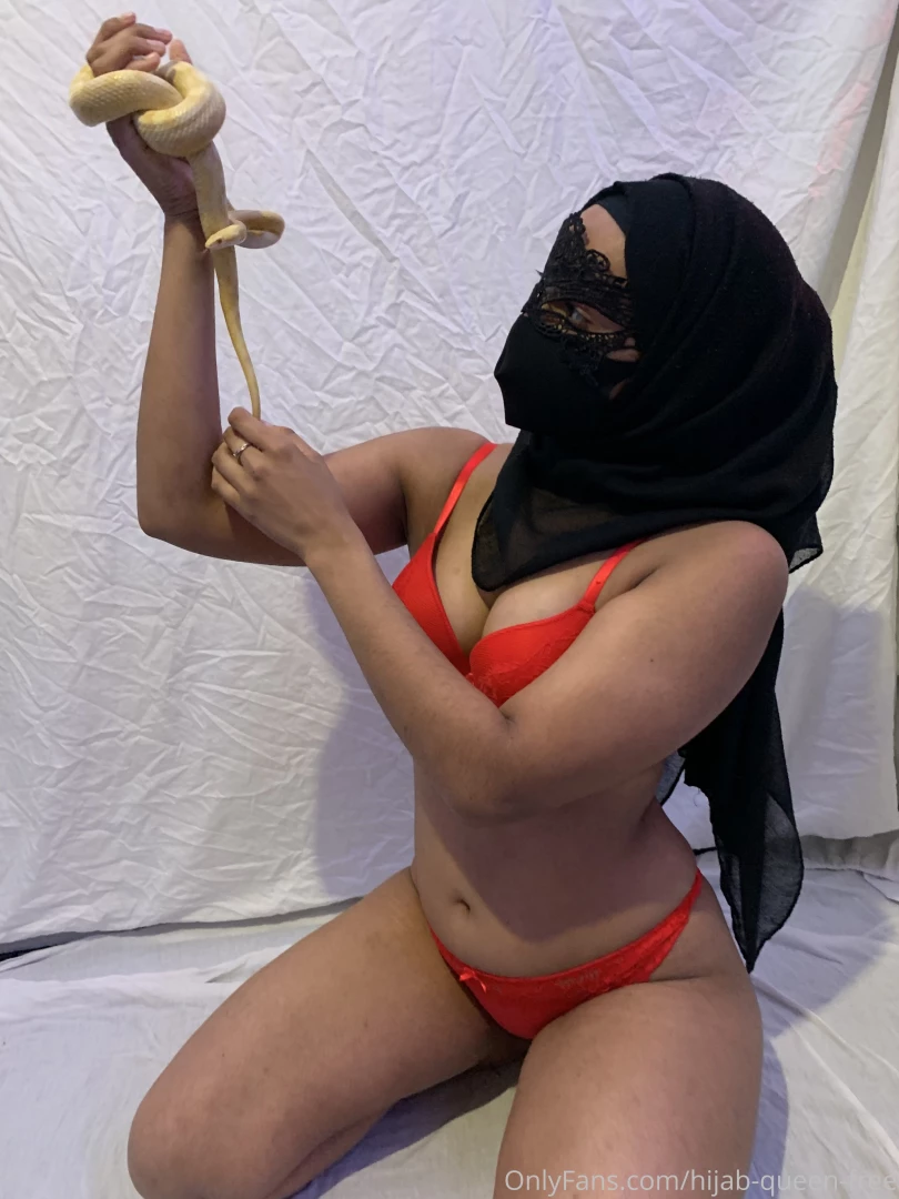 hijab-queen-free Leaked