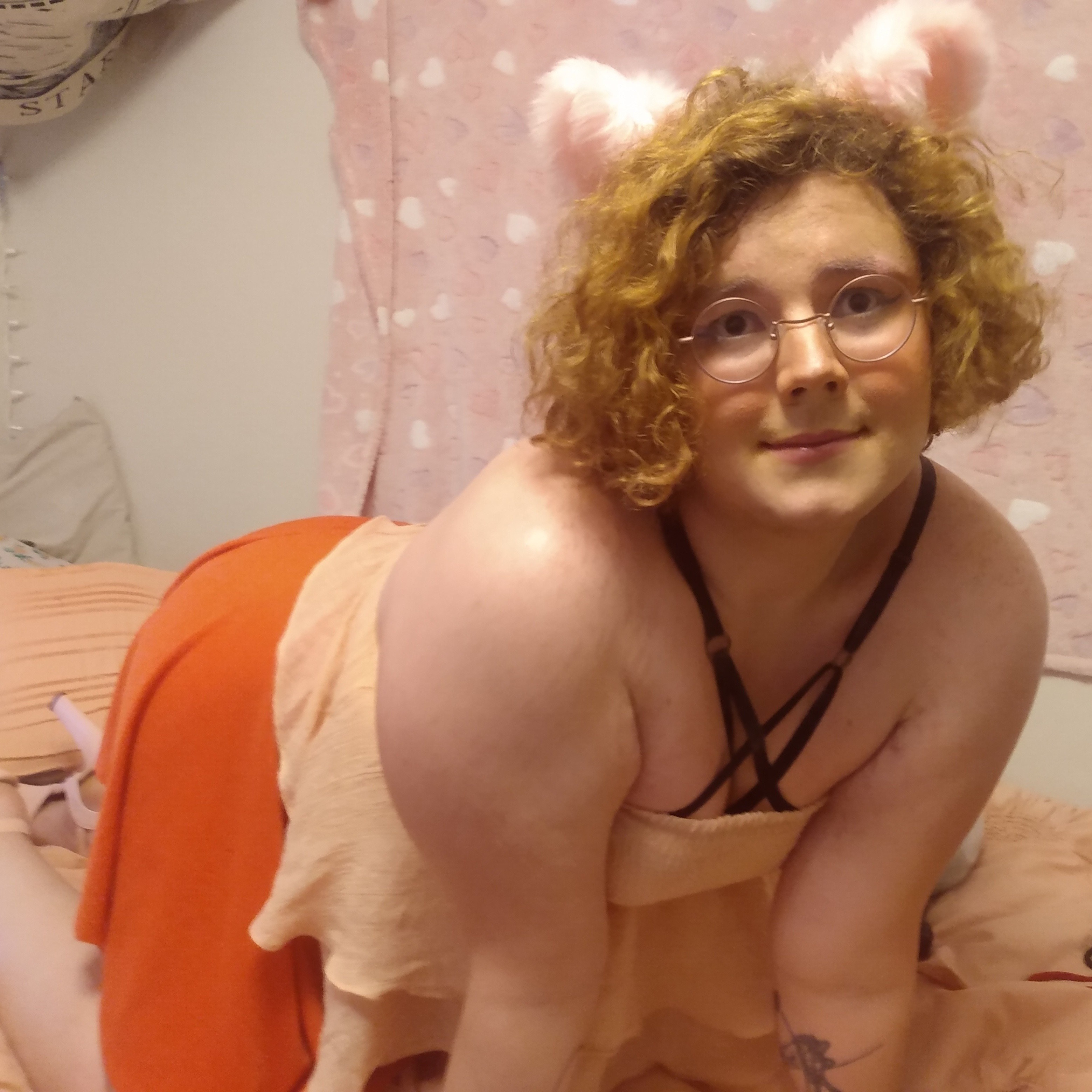 lunahalevip photos and videos from OnlyFans
