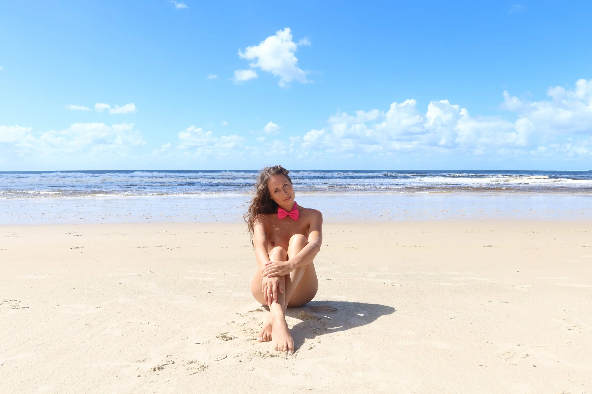 About the nude blogger.