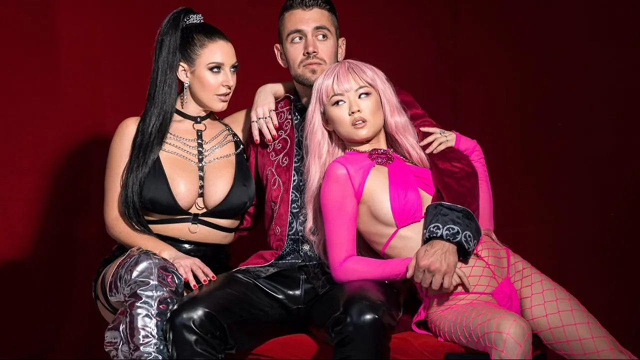 Angela White en Fanfriction: Part 2