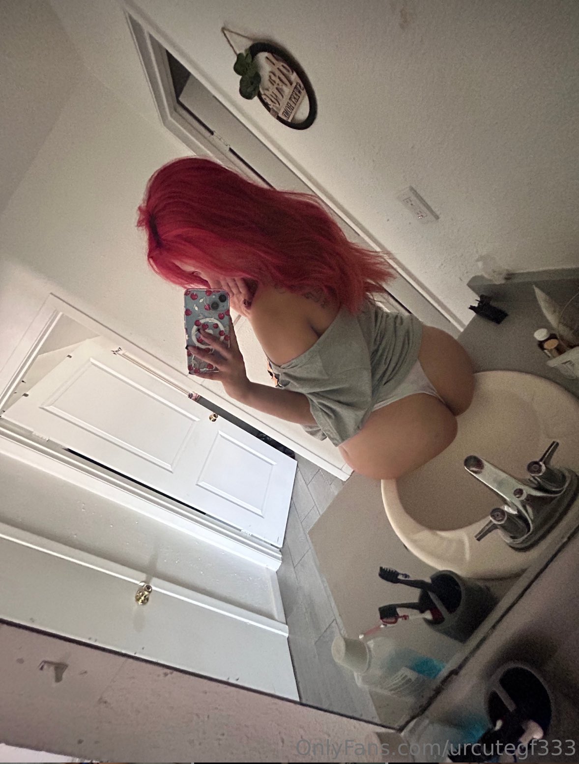 pretty lil thing Urcutegf333 X