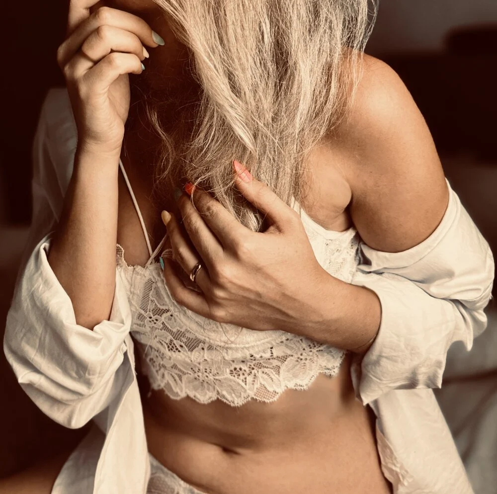 SexOnMyLvL Nude on Live Sex Cam Couple Webcam Chat