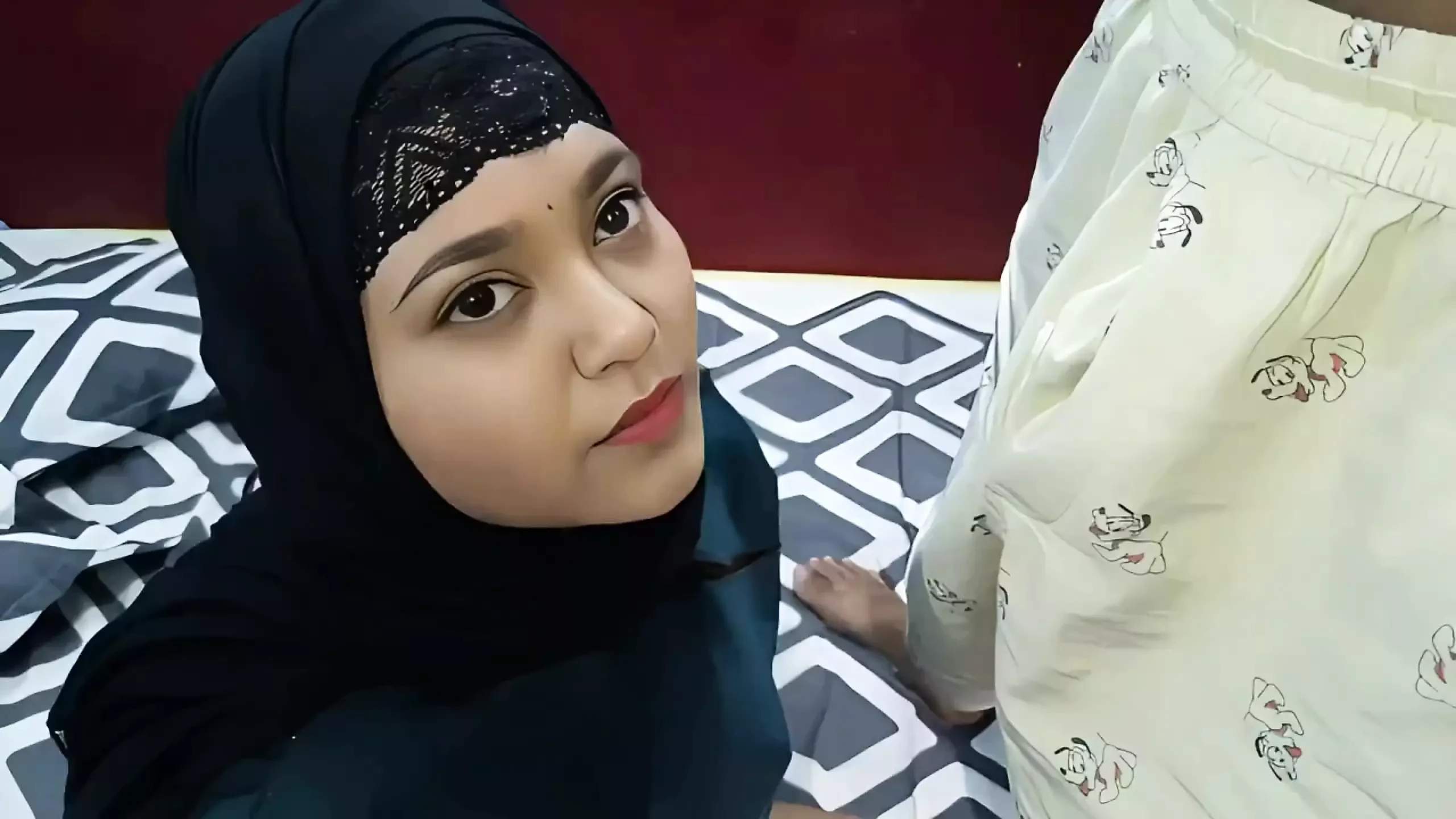 Muslim Hijab Sasuma-damad Desi Hindi Audio Viral Sex Video: Indian Blowjob Porn