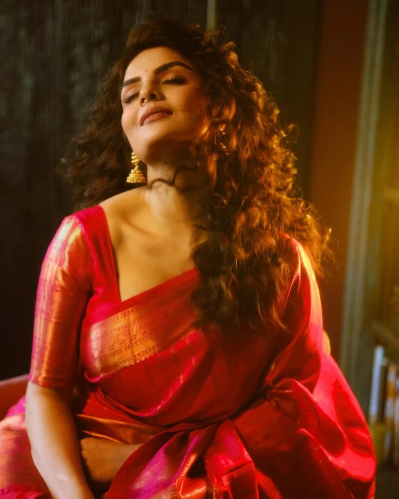 Watch Indian Actress Anveshi Jain Porn Vidoes