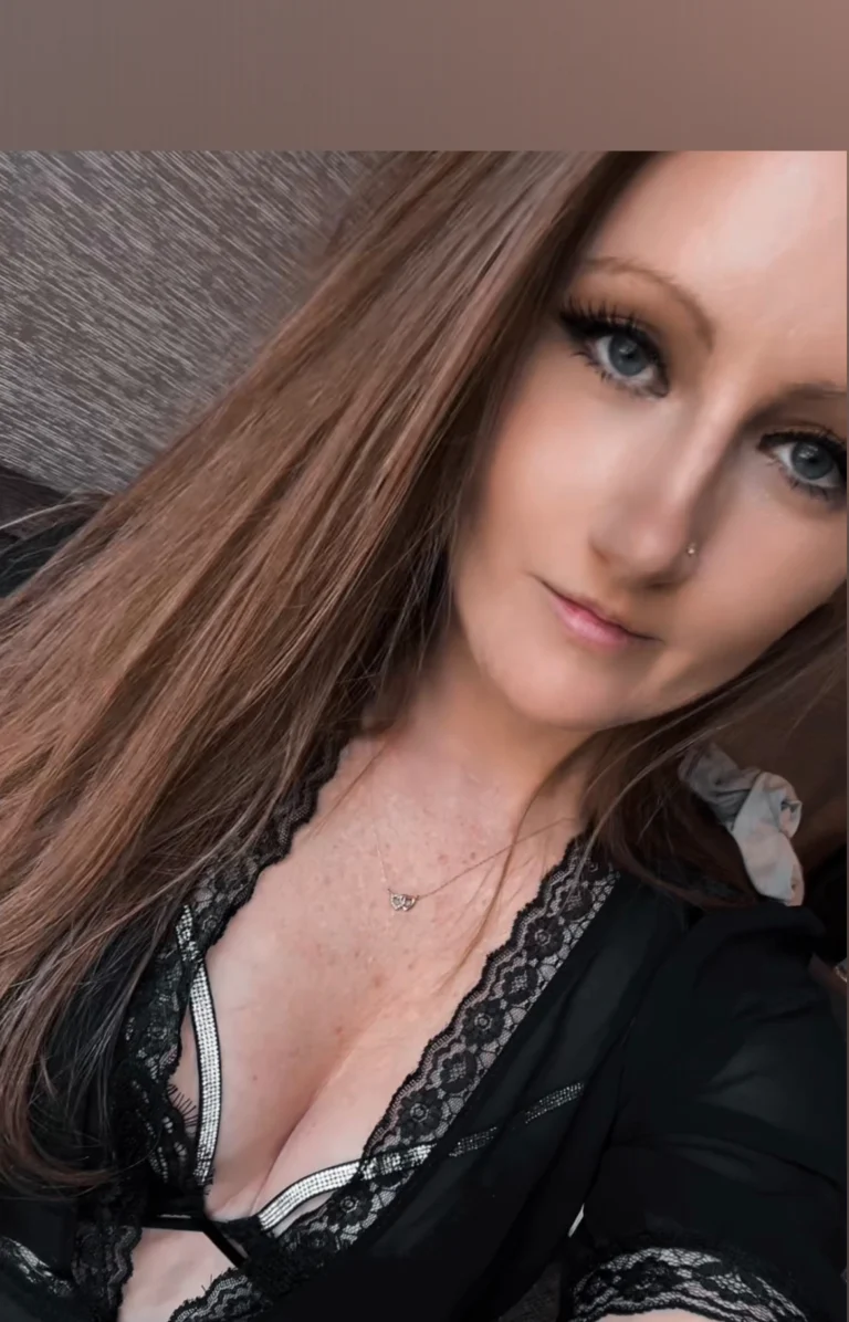yourlilredd OnlyFans