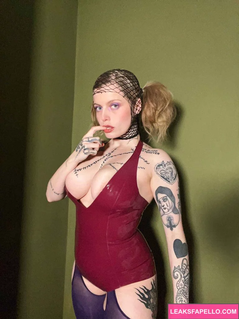 Miss Marilyn: Your Super HOT Blonde Scottish Babe OnlyFans Leaks