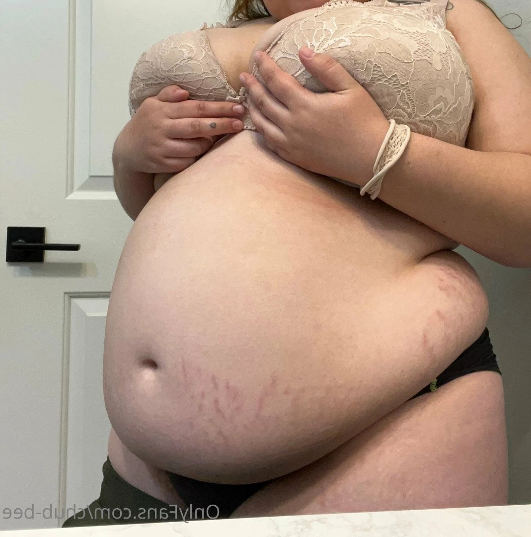 Bee chub-bee Onlyfans leaked photo 3547371 on Hotleaks.tv