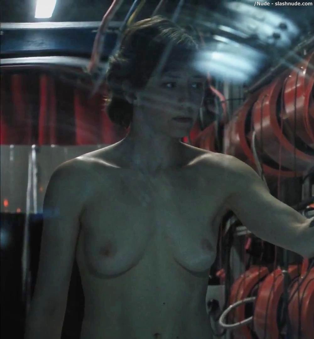 Carrie Coon Nude In The Leftovers