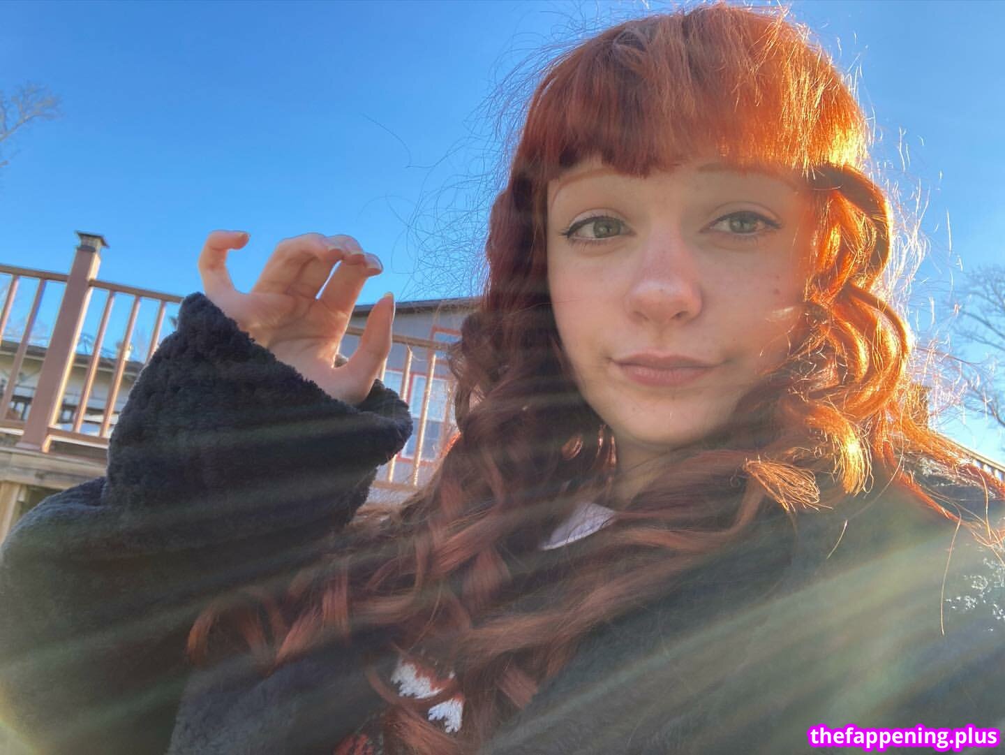 Dolly Monroe dollymonroe porcelainmilkbottle sleepylittledolly Nude OnlyFans