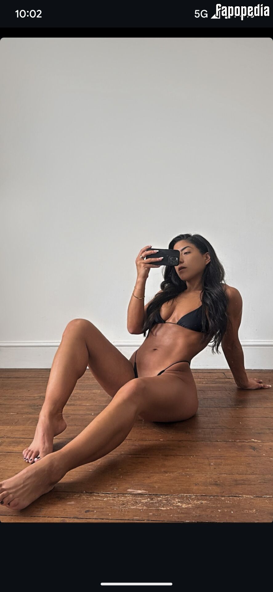 Leah Shutkever Nude Leaks