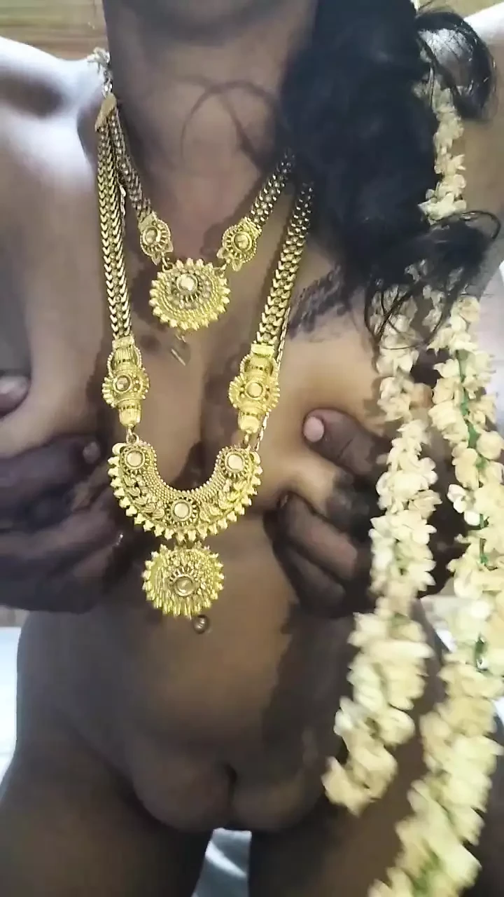 Tamil Wife Strong Doggy with Jewel and Flower: Asian Porn feat. Funnycouples