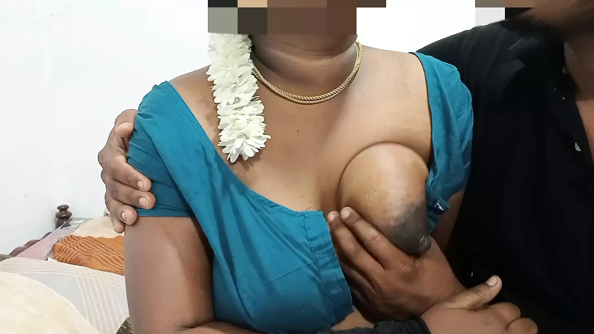 A Tamil Wife Had Sex with Her Sisters Husband who Came to Her House He Doggy Fuck so Hard