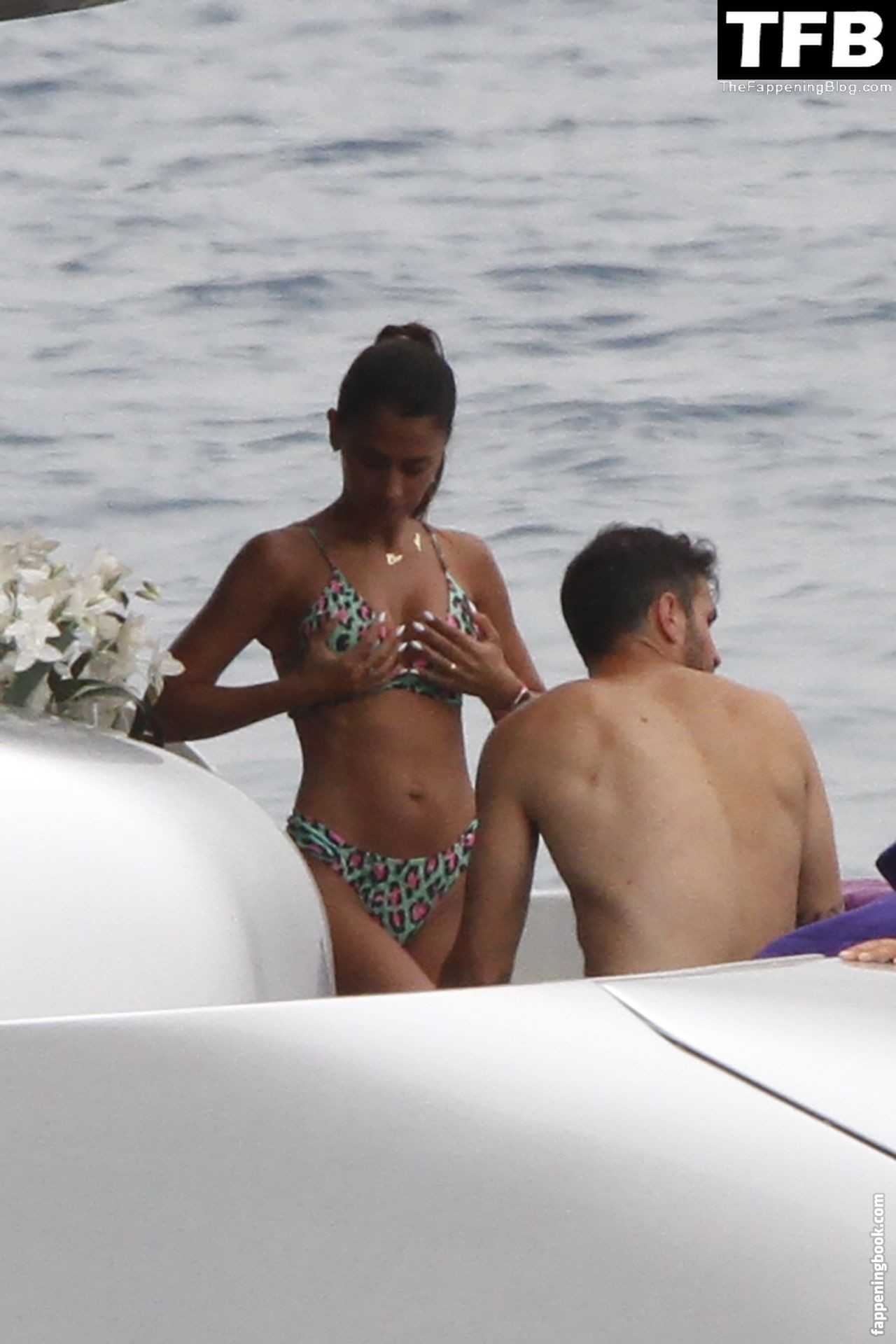 Antonela Roccuzzo antonelaroccuzzo Nude The Fappening