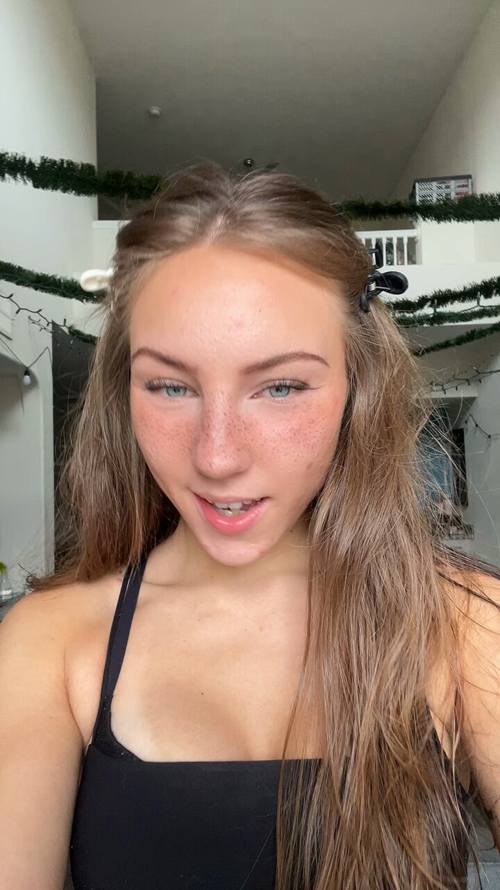 theanyalaceys video Tweet