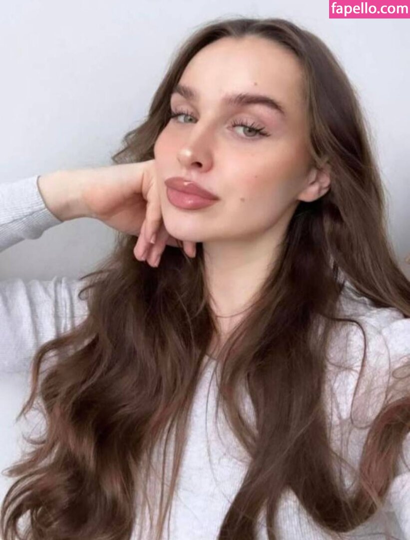 Louisa Jindaoui Nude Leaked OnlyFans