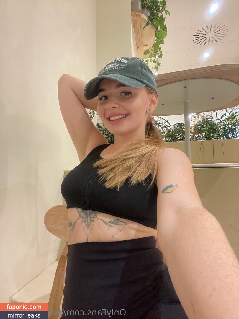 evanigma aka evanigma.oftv Nude Leaks OnlyFans