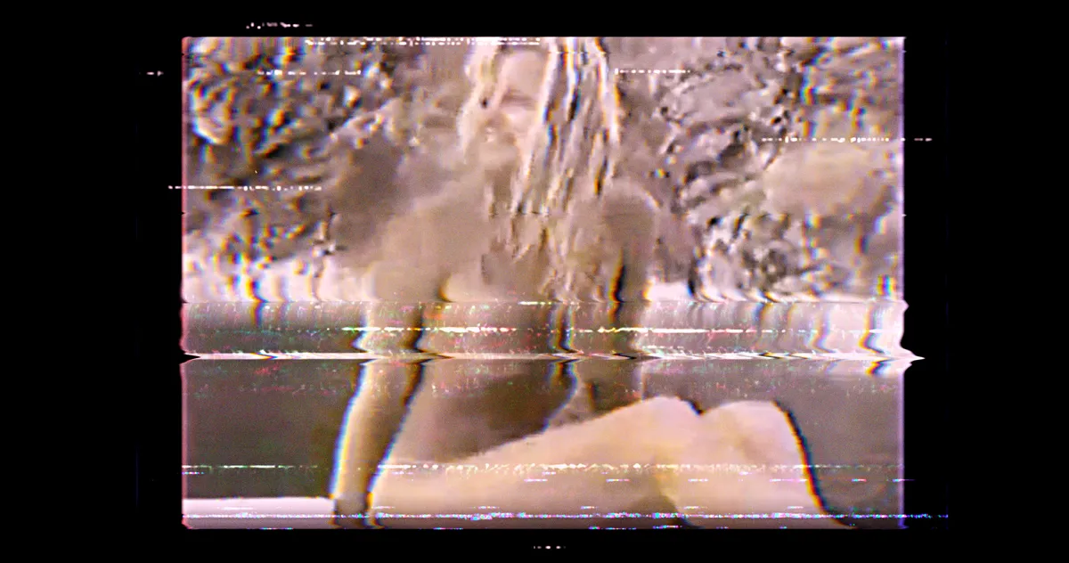 Inside Tabloid Podcast: Rewatching the Pam Tommy Sex Tape