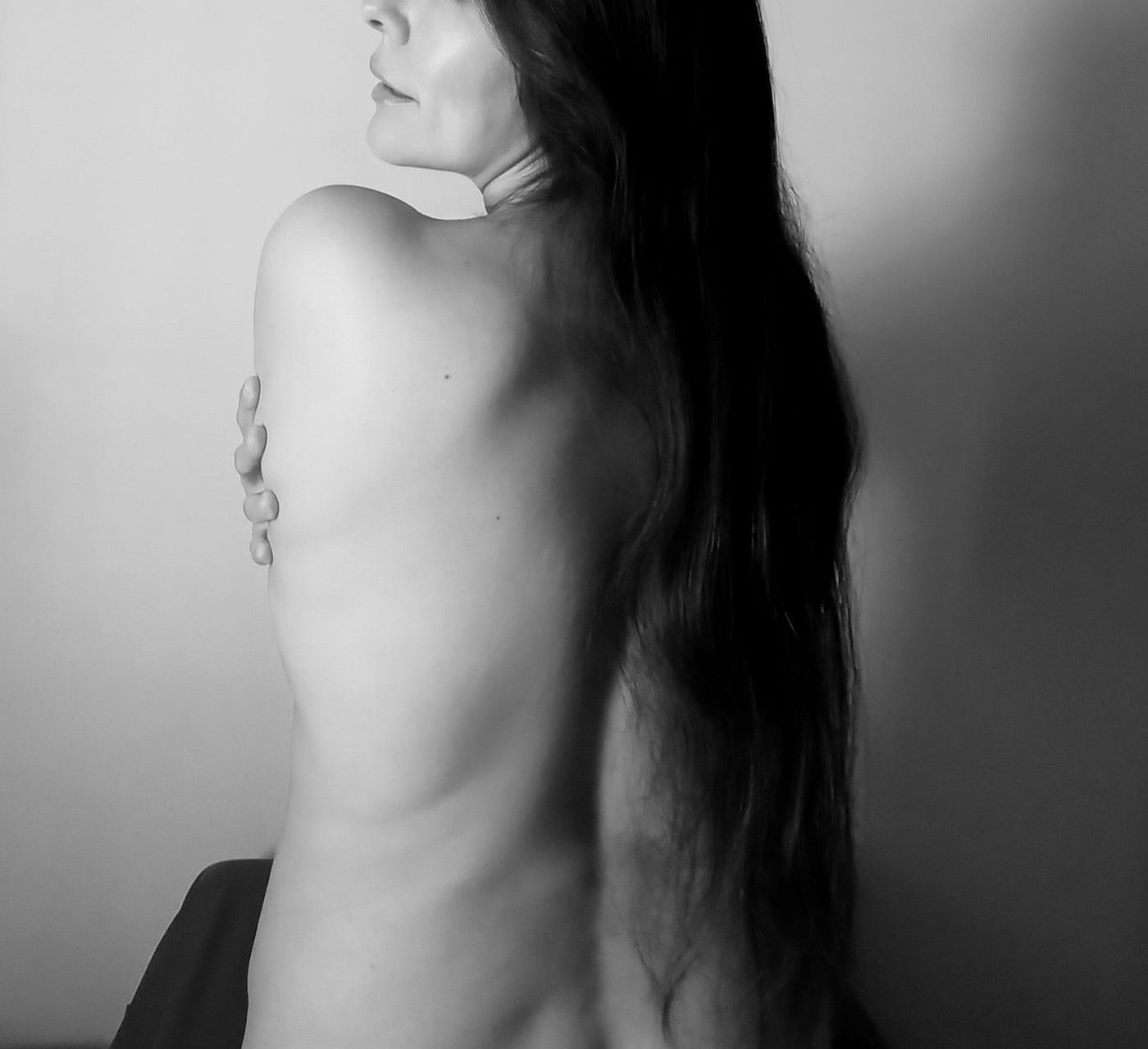 I Post My Nudes Because It Pleases Me