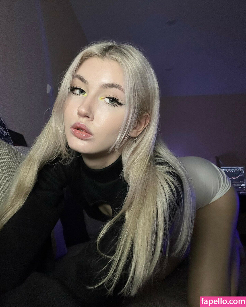 shulochka Nude Leaked OnlyFans